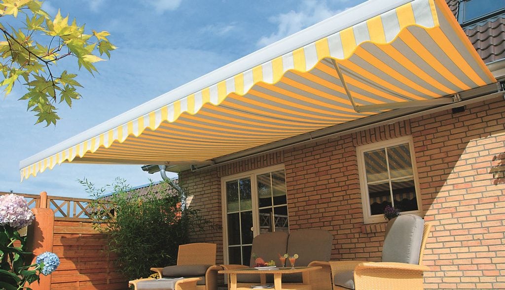 4 Benefits Of Installing Folding Arm Awnings Gt Blinds Awnings Installations Brisbane